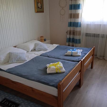 Studio Luna Appartement Карловац Екстериор снимка